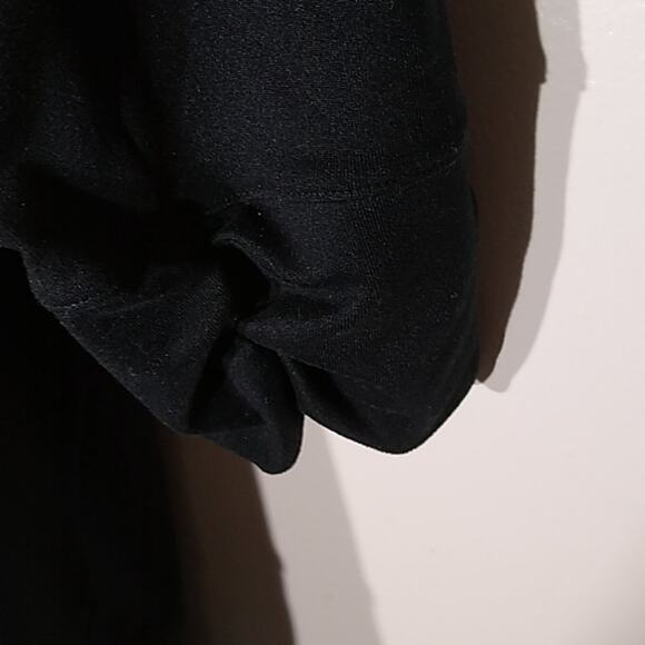 Under Armour black pullover hoodie. Size M. - Picture 3 of 8